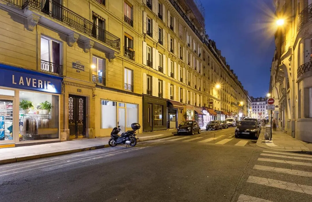 Chic Saint-Germain-Des-Pres Studio For 4 - Prime Location-1