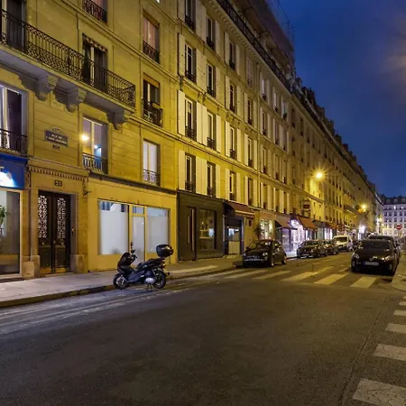 Chic Saint-Germain-Des-Pres Studio For 4 - Prime Location-2